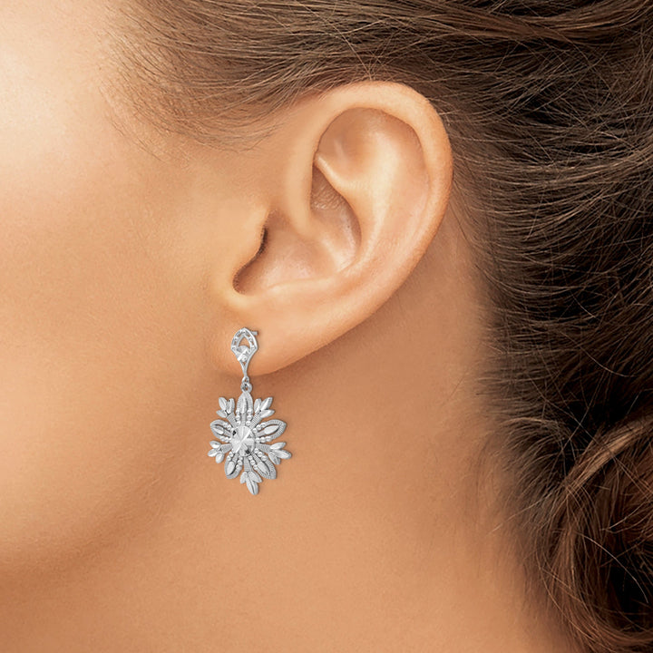 14k White Gold Snowflake Dangle Design Earrings