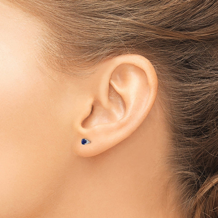 14k White Gold Round Sapphire Birthstone Earrings