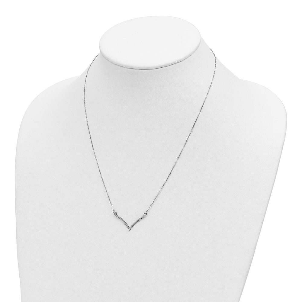 14k White Gold Diamond Cut Polished Finish Fancy V-Shape Pendant Design in a 18-inch Cable Chain Necklace Set