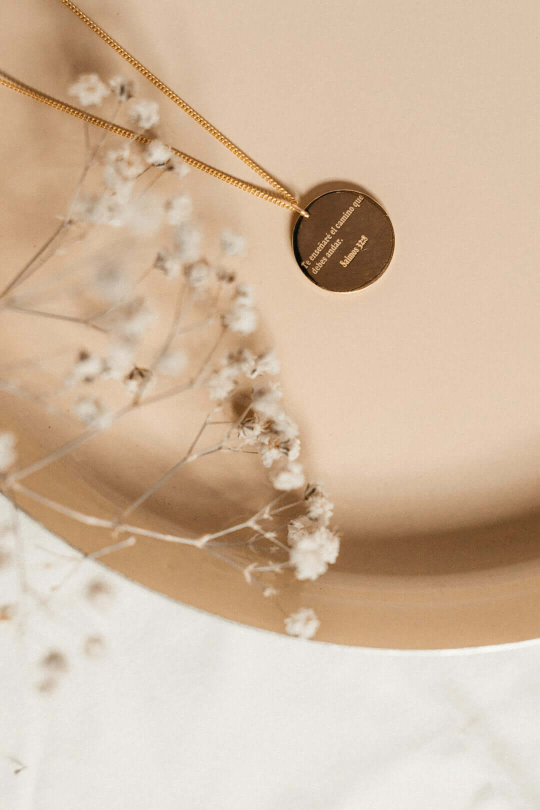 From Runway to Everyday: Adapting Jewelry Trends