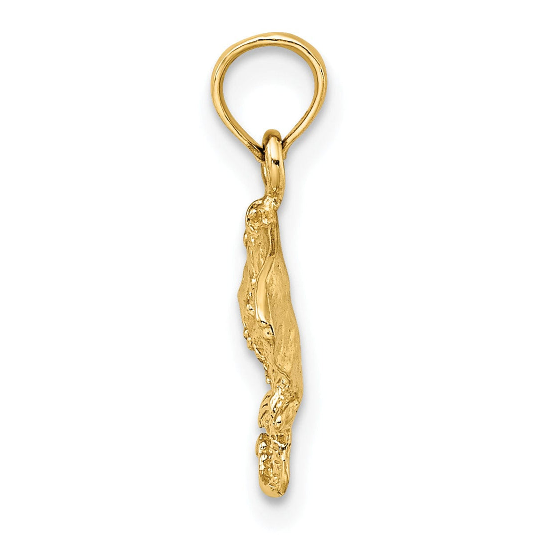 14K Yellow Gold Solid Textured Casted Polished Finish Stingray Charm Pendant