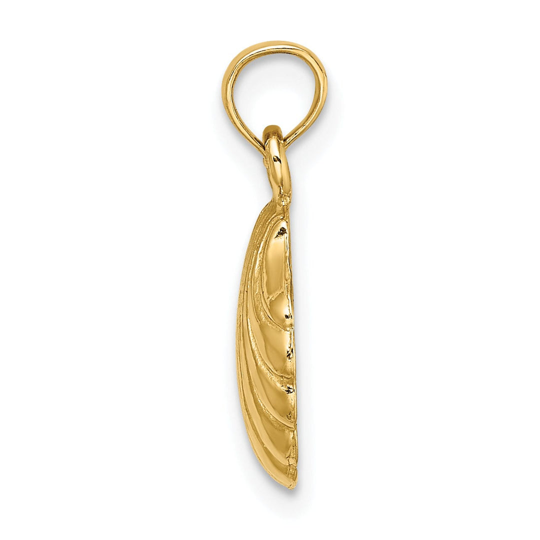 14K Yellow Gold Polished Finish Scallop Shell Charm Pendant