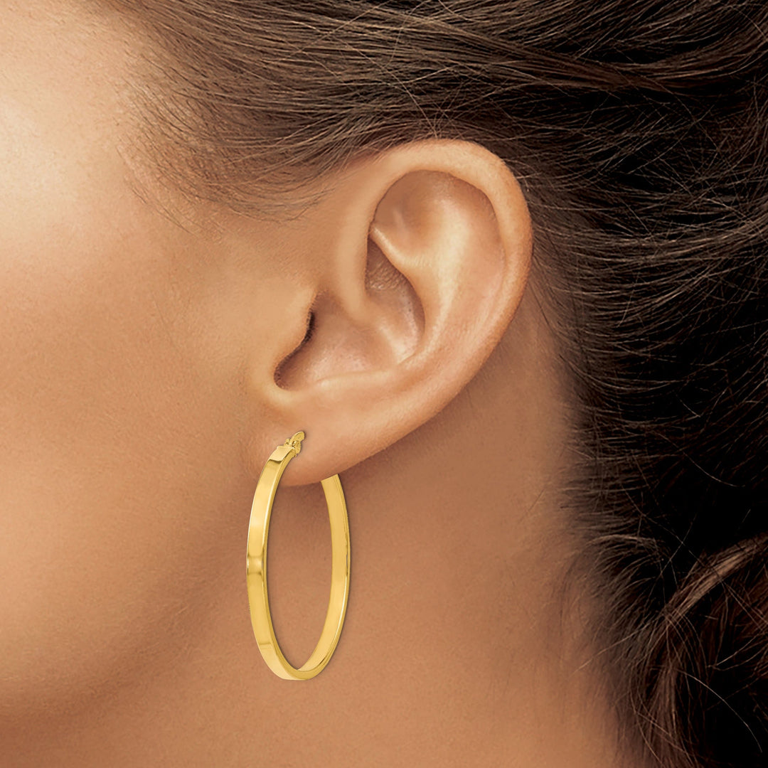 14k Yellow Gold Polished Finish Earrings