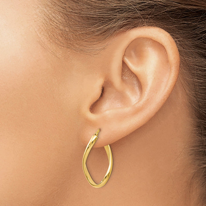 14k Yellow Gold Oval Twisted Hoop Design Earrings