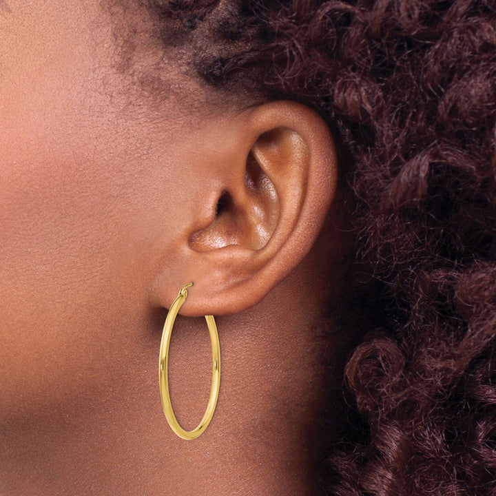 14k Yellow Gold Polished 2MM Round Hoop Earrings