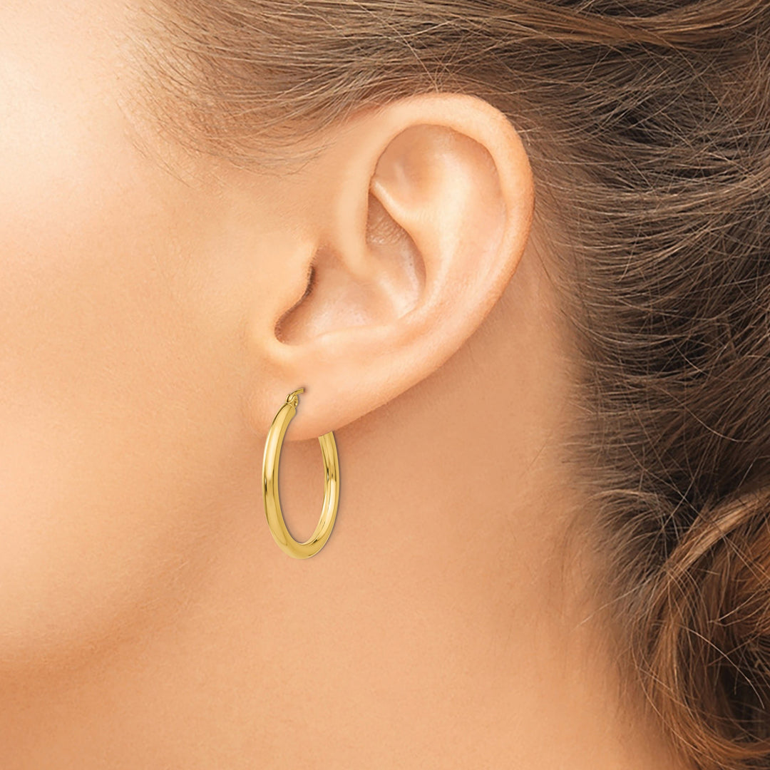 14k Yellow Gold 2.5MM Lightweight Round Earrings