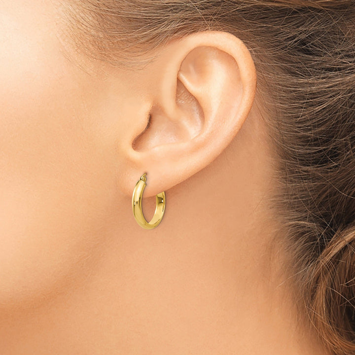 14k Yellow Gold Round Tube Hoop Earrings