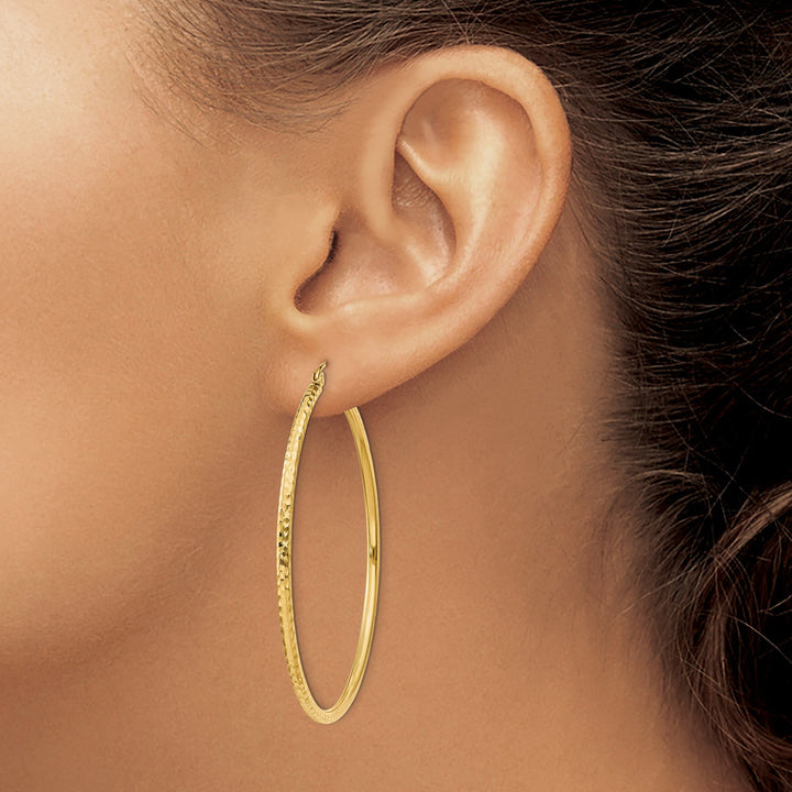 14k Yellow Gold Diamond Cut 2MM Round Earrings