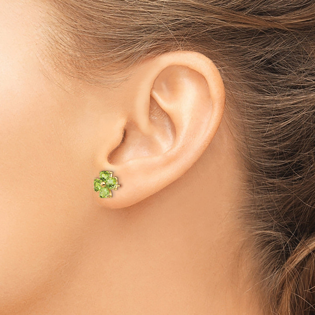 14k Yellow Gold Peridot Flower Post Earrings