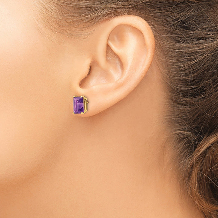 14k Yellow Gold Emerald Cut Amethyst Earring