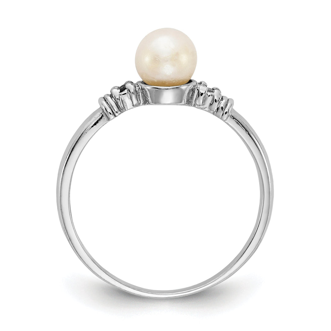 14k White Gold Pearl Diamond Ring