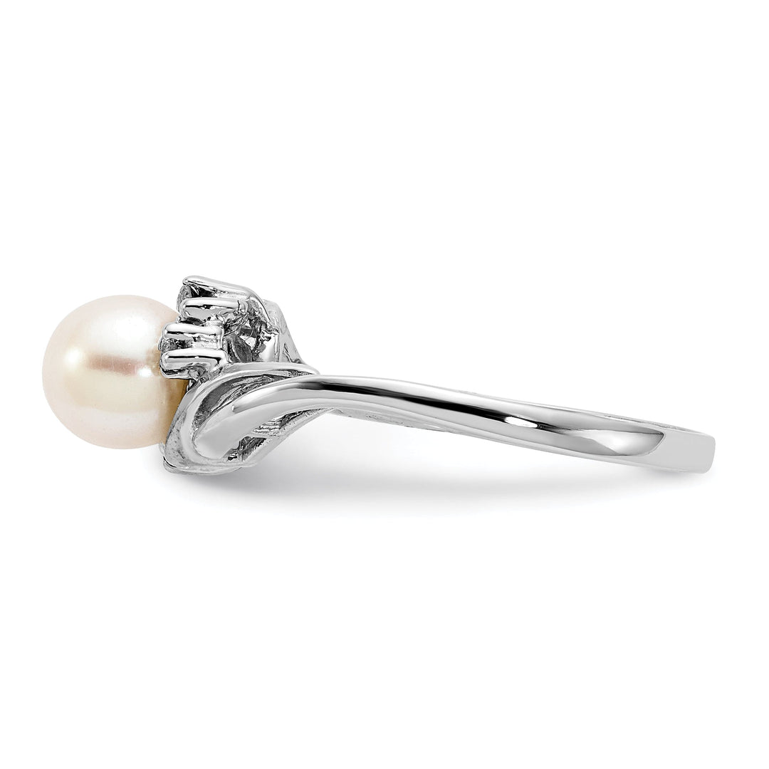 14k White Gold Pearl Diamond Ring