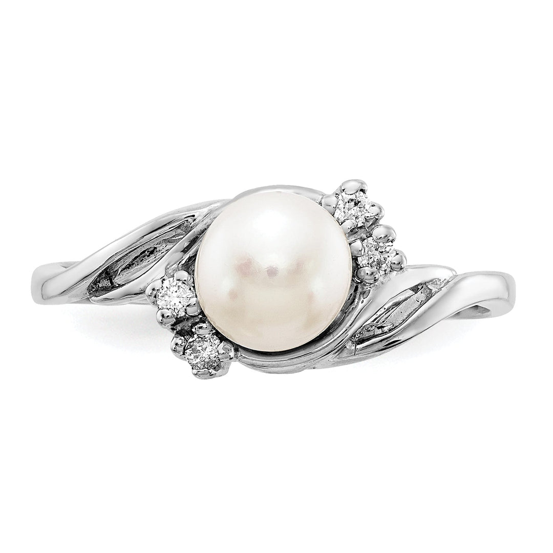 14k White Gold Pearl Diamond Ring