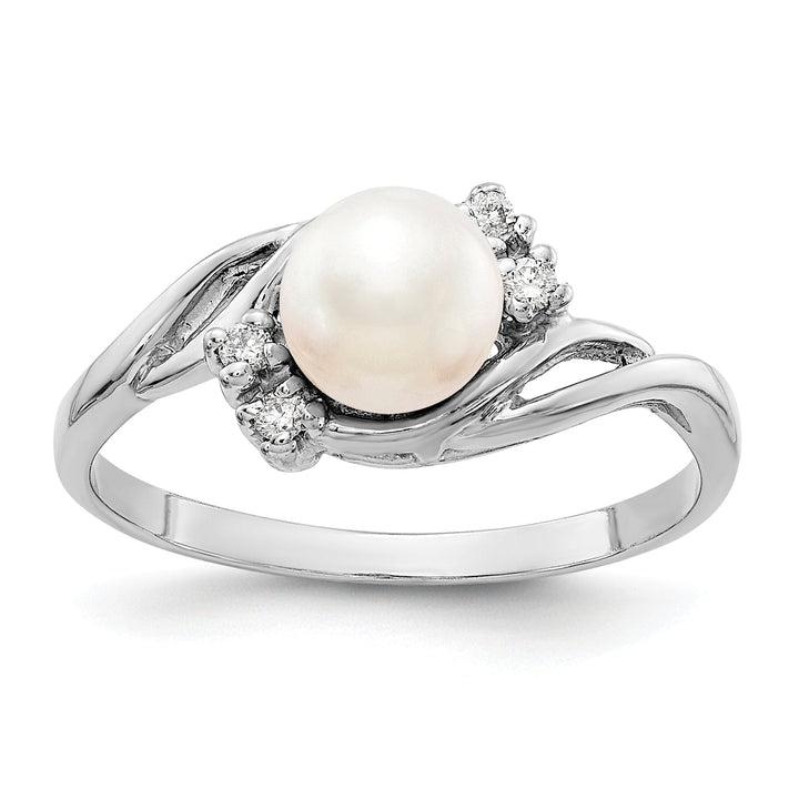 14k White Gold Pearl Diamond Ring