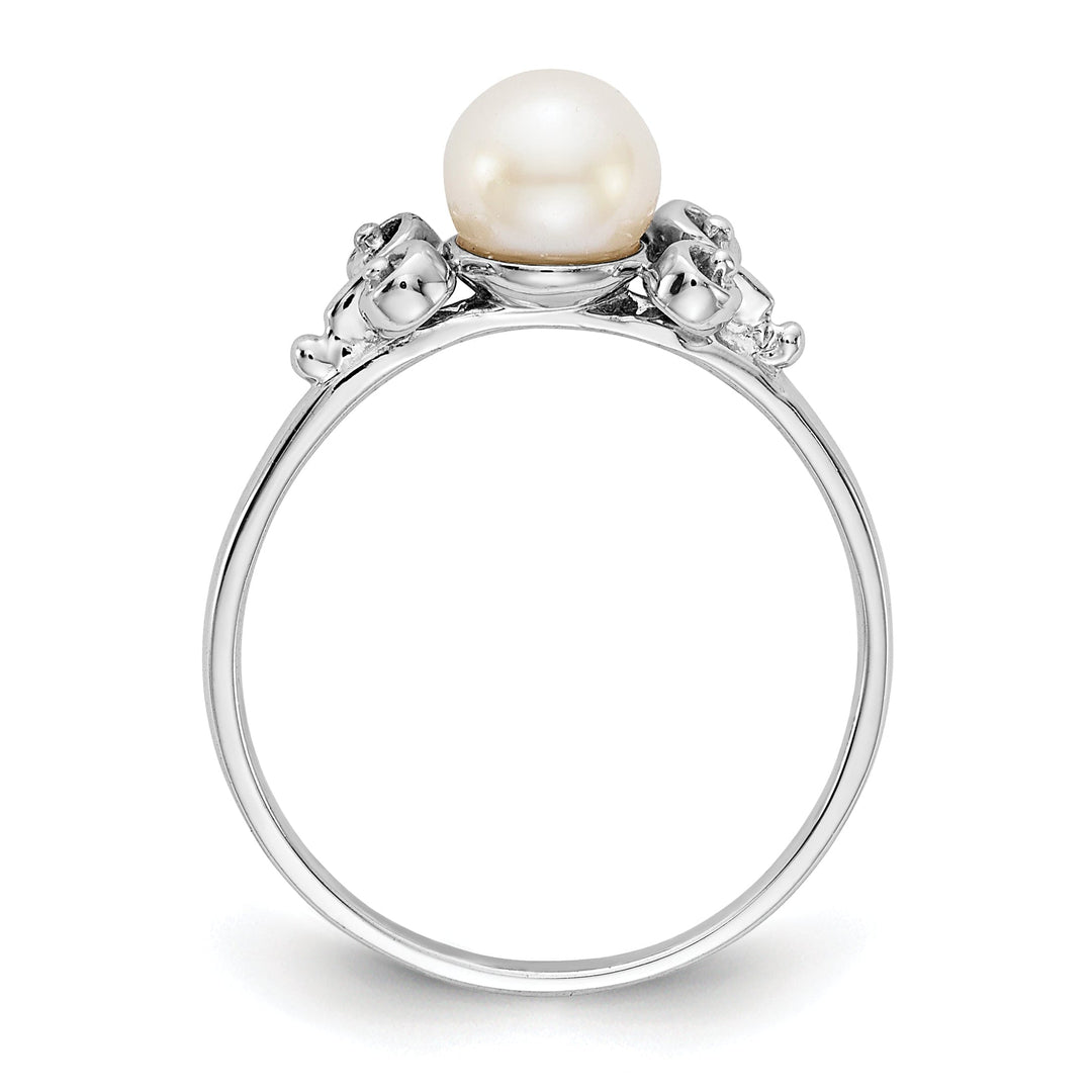 14k White Gold Pearl Ring