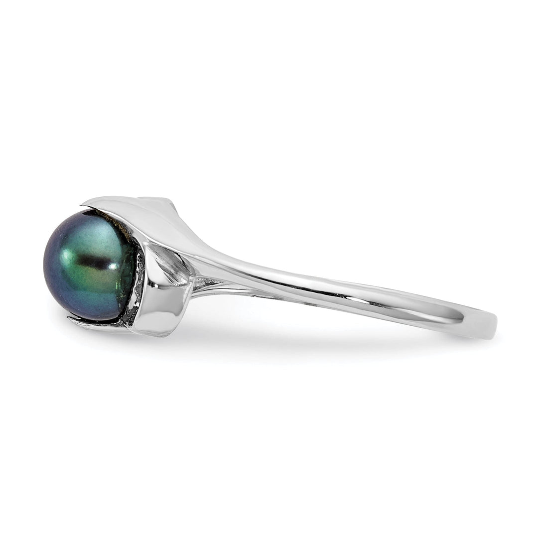 14kt White Gold 5.5mm Black Pearl Ring